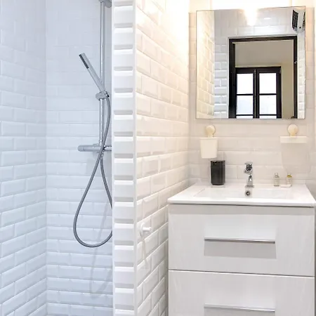 Superbe Maison Au Coeur De La A Deux Pas De La Cote Des Basques Apartment *