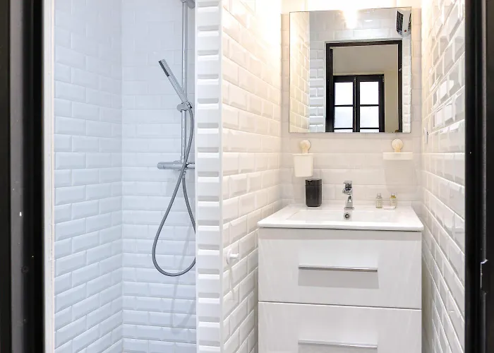 Superbe Maison Au Coeur De La A Deux Pas De La Cote Des Basques Appartement *